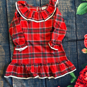 Red and black plaid night gown