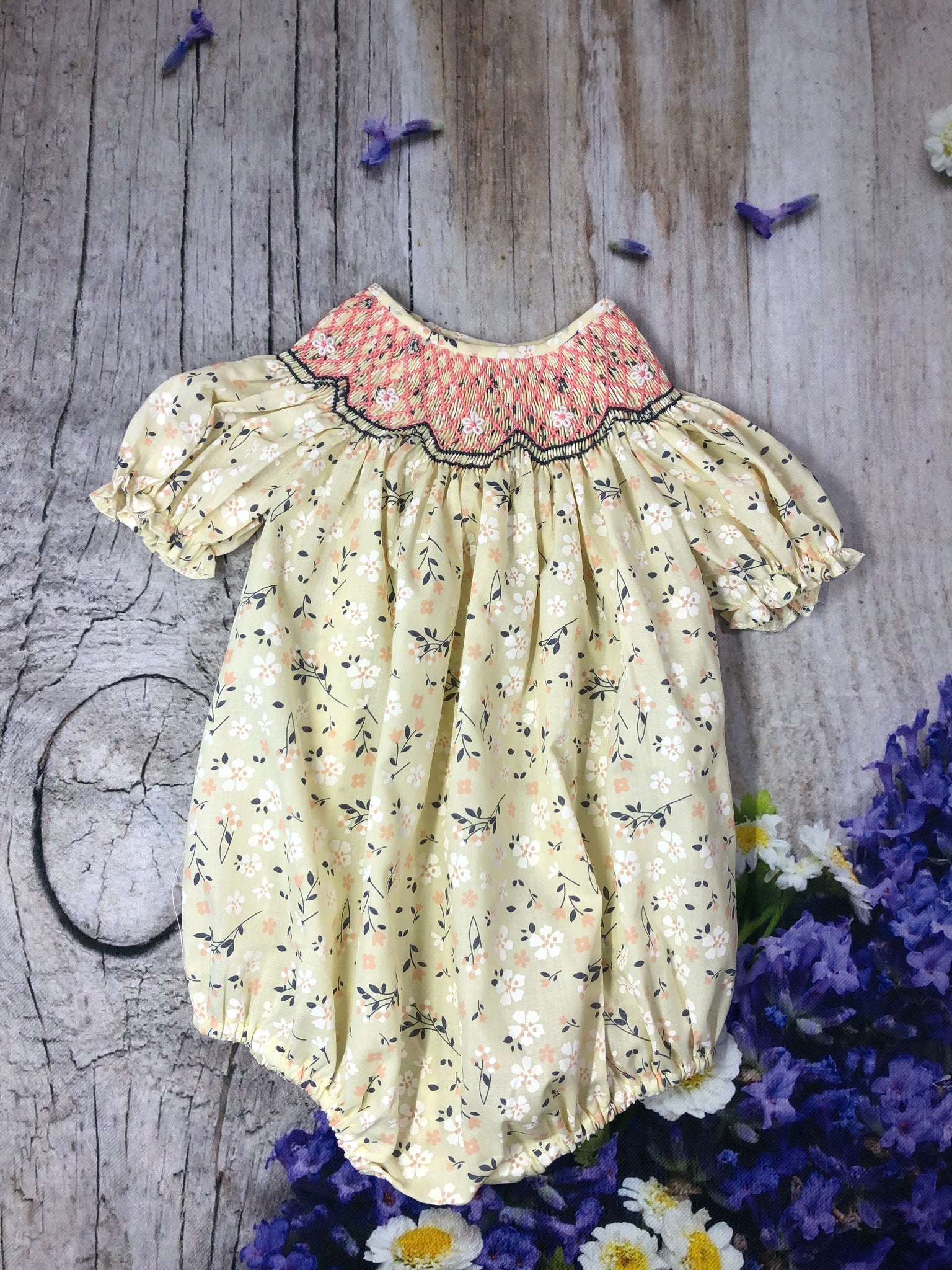 Light yellow white floral smocked bubbles