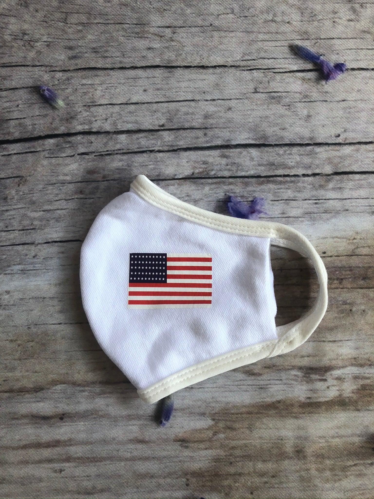 White knit cotton with American flag masks 2 ply