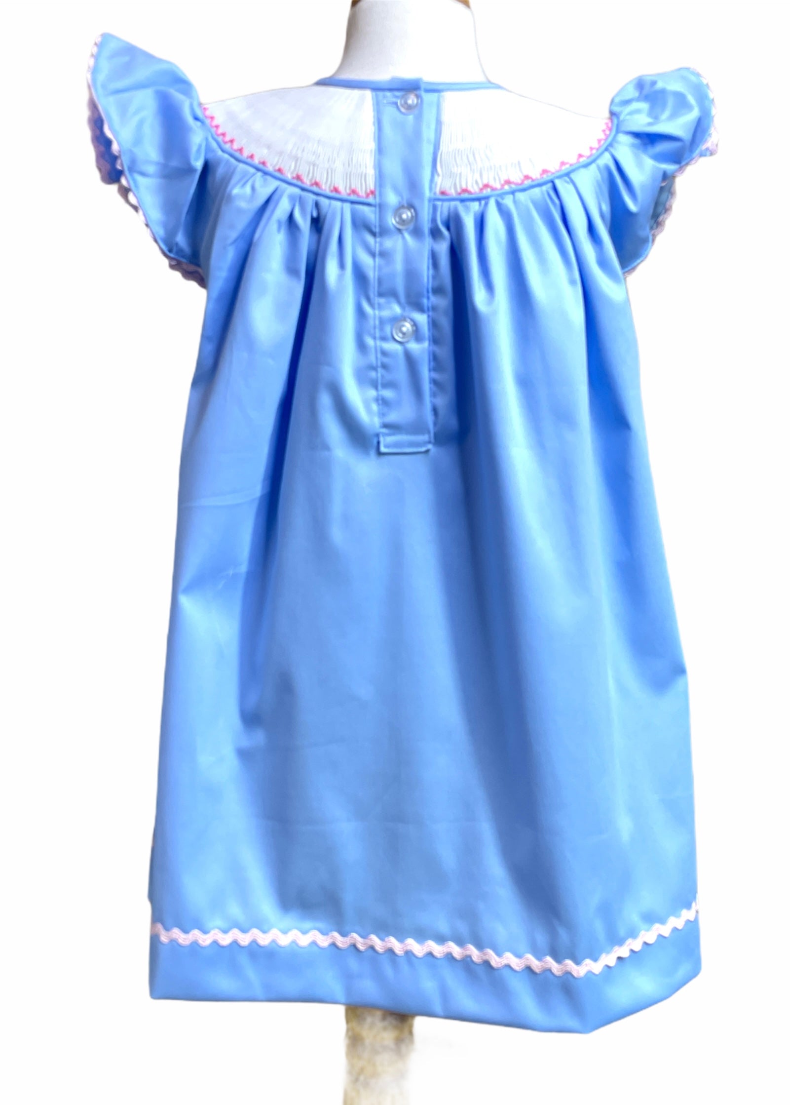 frozen smocked dress Frozen theme smocked dress 2021 – Honey Bee Smocked Boutique
